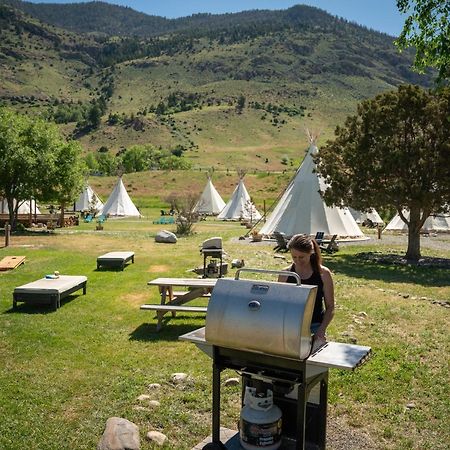 Dreamcatcher Tipi Hotel Gardiner Exteriér fotografie