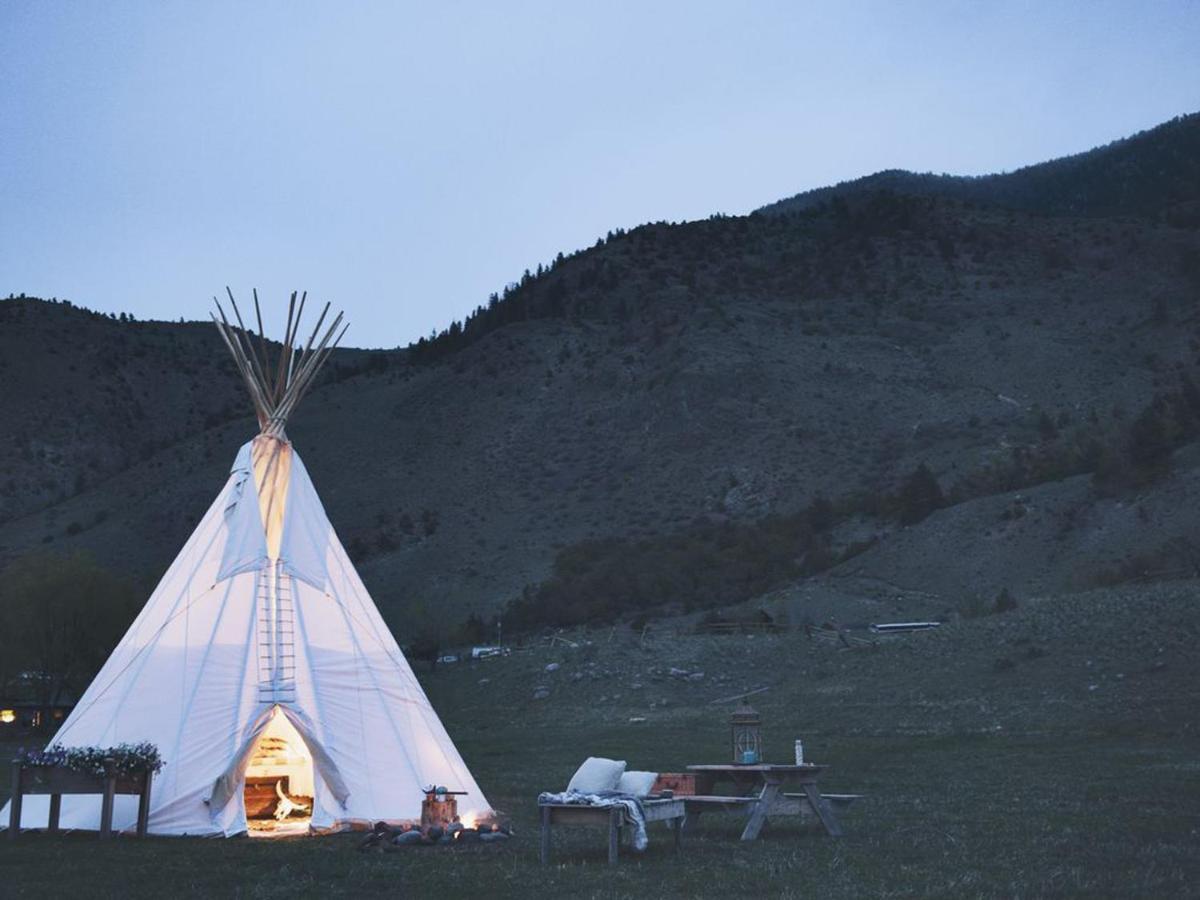 Dreamcatcher Tipi Hotel Gardiner Exteriér fotografie