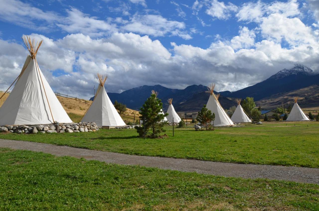 Dreamcatcher Tipi Hotel Gardiner Exteriér fotografie