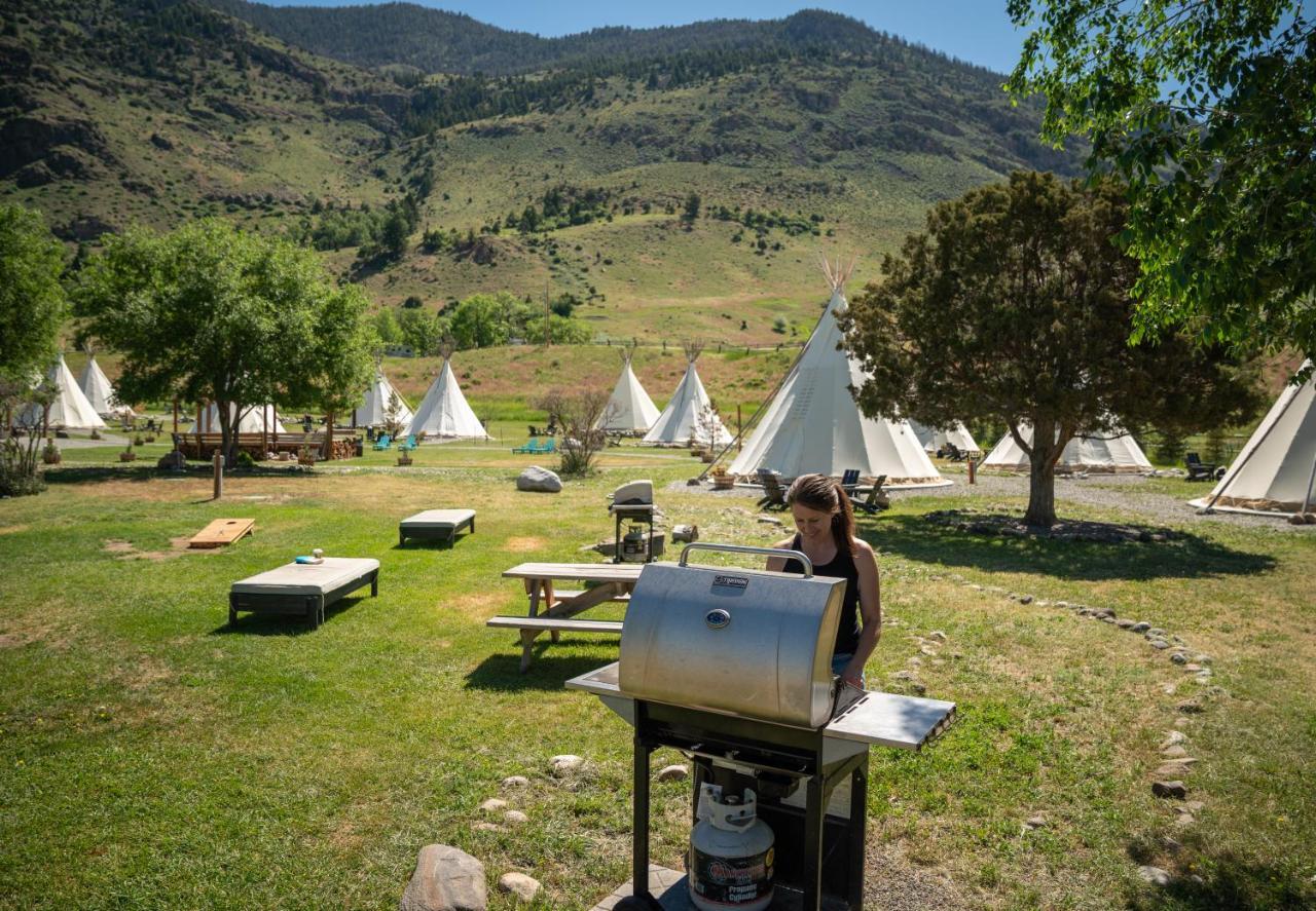 Dreamcatcher Tipi Hotel Gardiner Exteriér fotografie