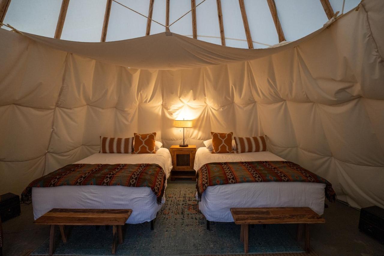 Dreamcatcher Tipi Hotel Gardiner Exteriér fotografie