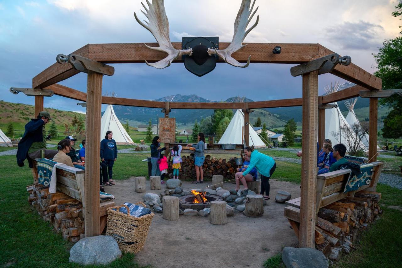 Dreamcatcher Tipi Hotel Gardiner Exteriér fotografie