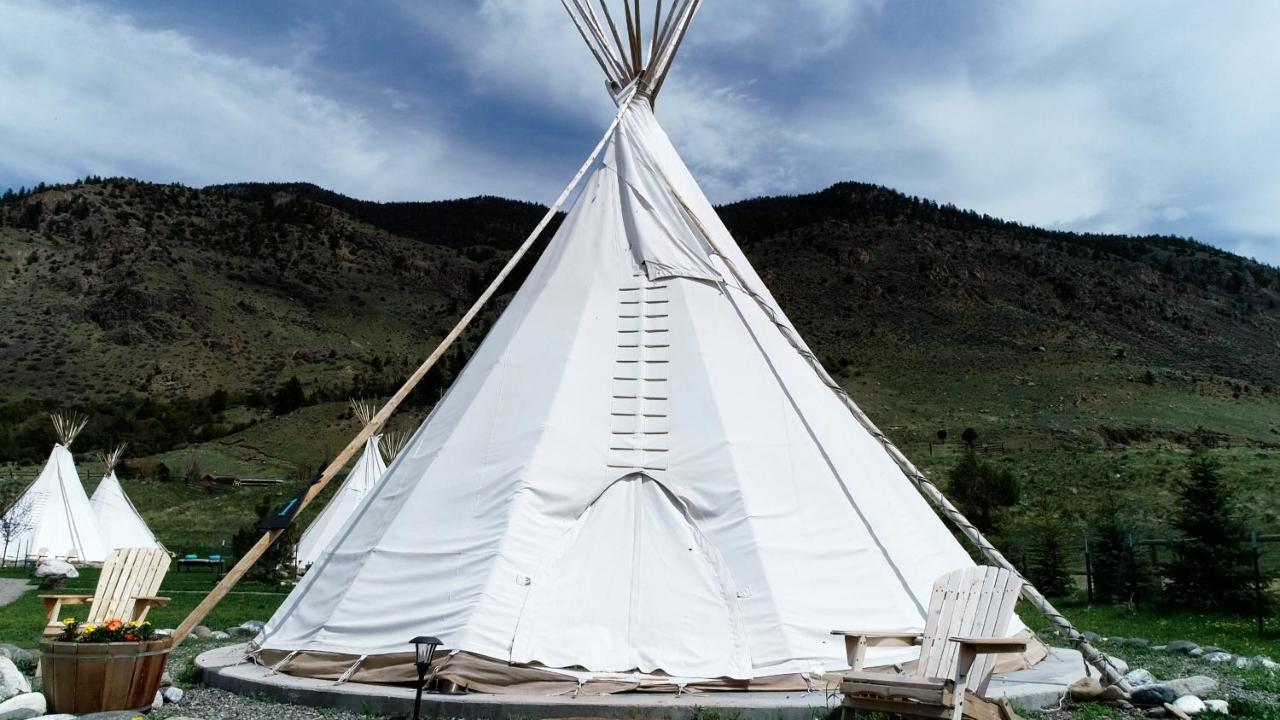 Dreamcatcher Tipi Hotel Gardiner Exteriér fotografie
